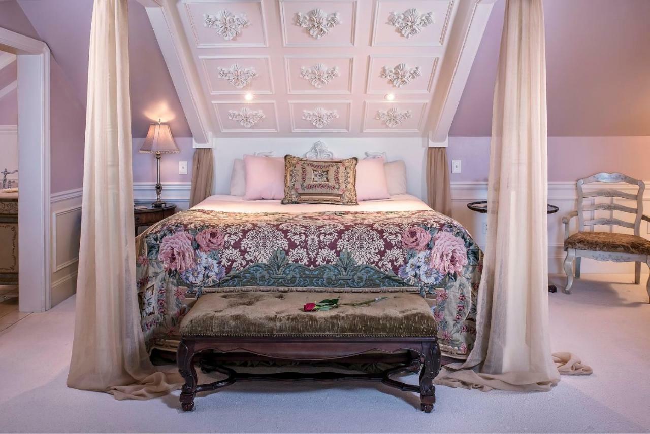 TouchetCameo Heights Mansion And The Vine Fine Dining Restaurant住宿加早餐旅馆 外观 照片