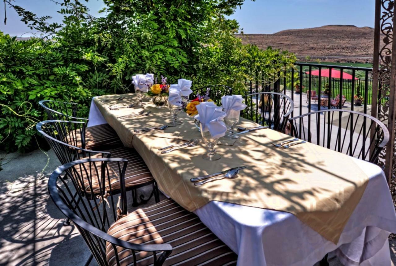 TouchetCameo Heights Mansion And The Vine Fine Dining Restaurant住宿加早餐旅馆 外观 照片